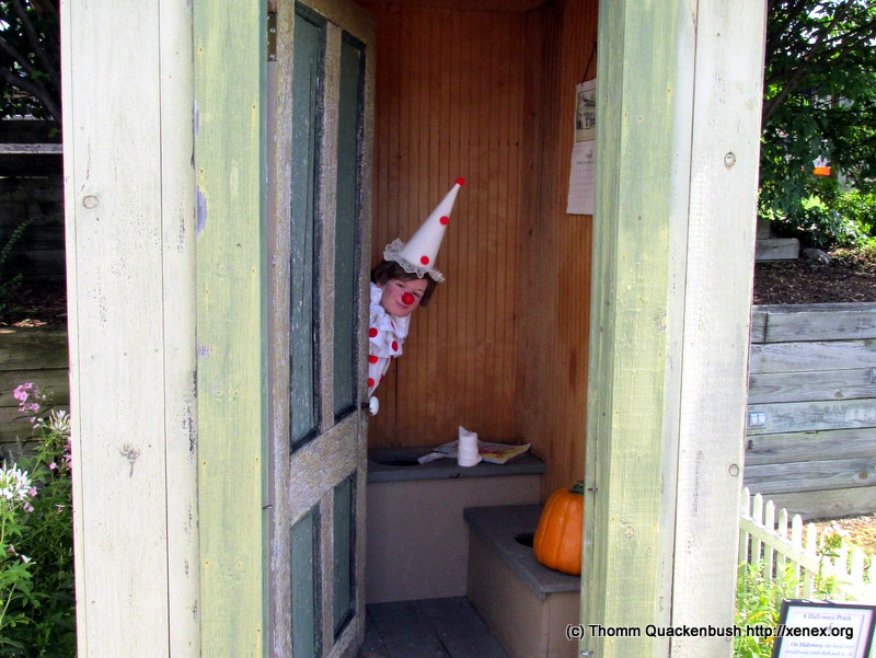 Pooping clown